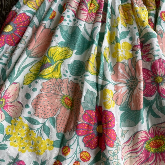 SOLD NWT Cupcakes & Cashmere | Floral Dress | 5 - Picture 10 of 10